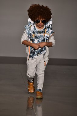 Martin Morgan Fall Winter 2016 Runway Show