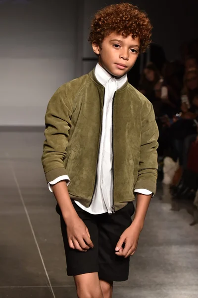 Laer Fall Winter 2016 Runway Show — Stock Photo, Image