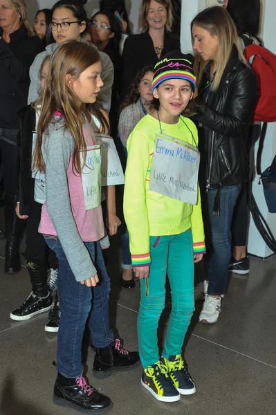 Petiteparade Kids fashionweek — Stockfoto