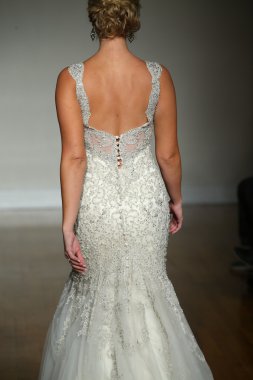 Allure Bridals Fall Winter 2016