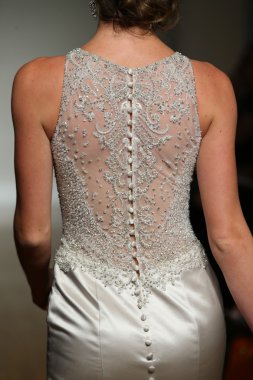 Allure Gelinlik Pist Gösterisi