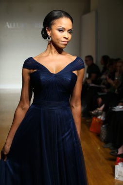 Allure Bridals Fall Winter 2016