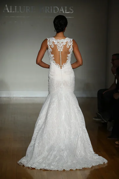 Allure Bridals Runway Show — Stock Photo, Image