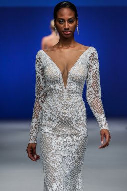 Shlomit Azrad Bridal Fall Winter 2016