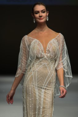 Solo Merav Bridal Runway Show