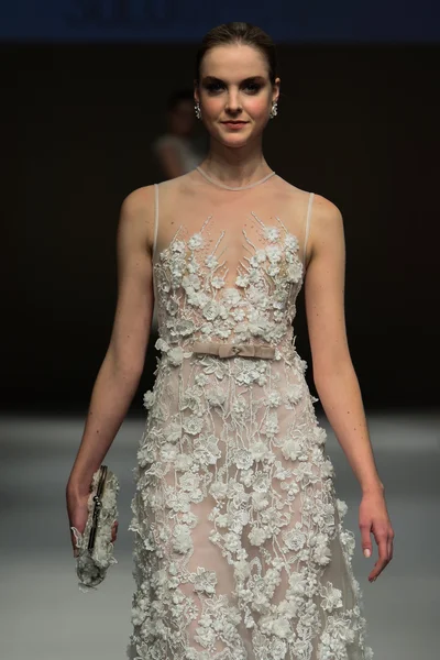 Solo Merav Bridal Runway Show — Stock Photo, Image