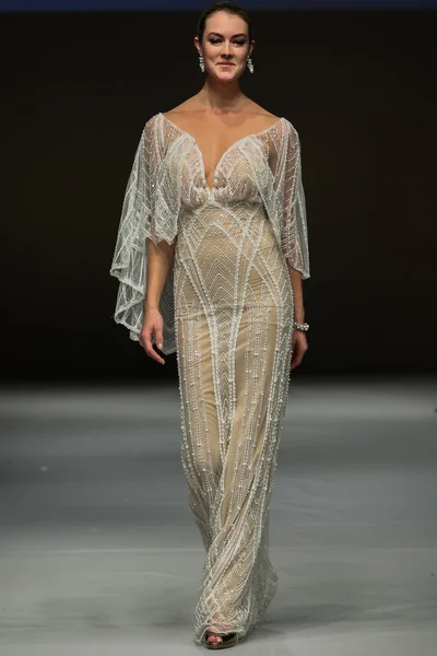 Solo Merav Bridal Runway Show — Stock Photo, Image