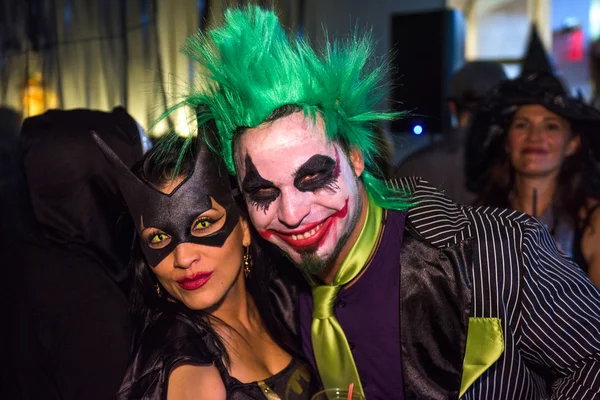 La fiesta de moda durante el evento de Halloween —  Fotos de Stock