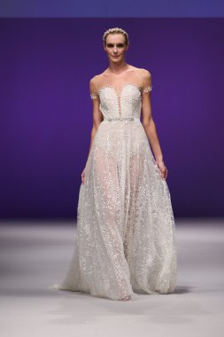 Lee Petra Grebenau Bridal Runway Show