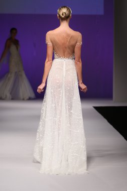 Lee Petra Grebenau Bridal Runway Show