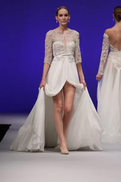 Ester Bridal Runway Show — Stok fotoğraf