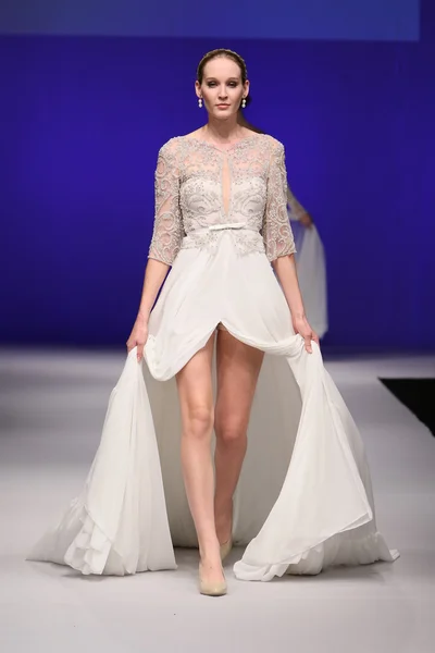 Ester Bridal Runway Show — Stock fotografie