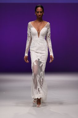 Tal Kahlon Bridal Runway Show