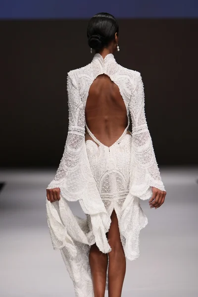 Oved Cohen Bridal Runway Show — 스톡 사진