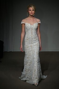 Anna Maier gelin pist Show