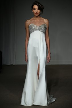 Anna Maier gelin pist Show