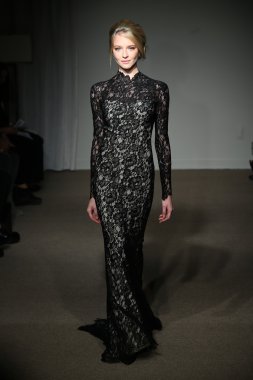 Anna Maier gelin pist Show