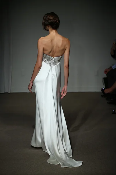 Anna Maier Bridal Runway Show — Stock Photo, Image