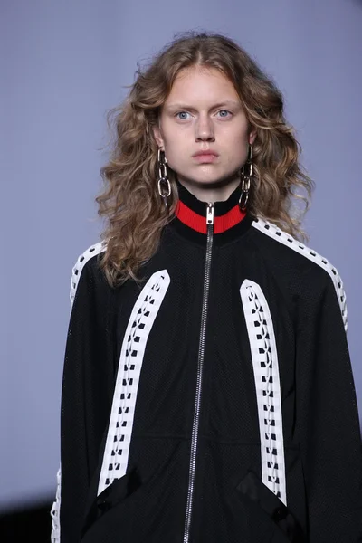 Pokaz mody Alexander Wang 2016 — Zdjęcie stockowe