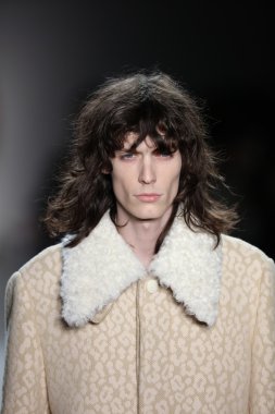 Kavram Kore'nin sıradan insanlar 2016