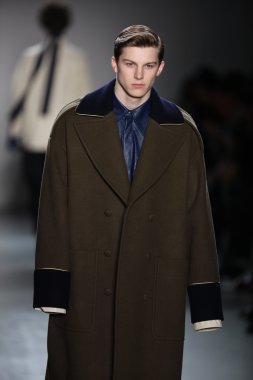 Kavram Kore'nin sıradan insanlar 2016