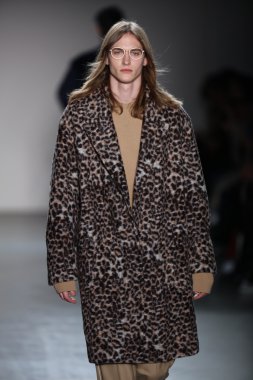 Kavram Kore'nin sıradan insanlar 2016