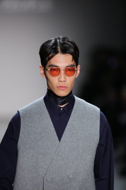 Kavram Kore'nin sıradan insanlar 2016