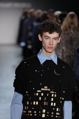 Kavram Kore'nin sıradan insanlar 2016