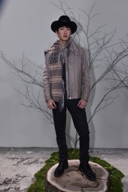 Brett Johnson tanıtımı