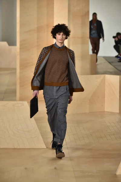 Perry Ellis during New York Fashion Week — Stockfoto