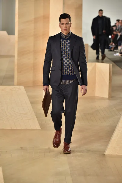 Perry Ellis durante a New York Fashion Week — Fotografia de Stock