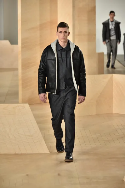 Perry Ellis collection during New York Fashion Week — 스톡 사진