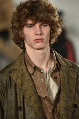 Billy Reid defile