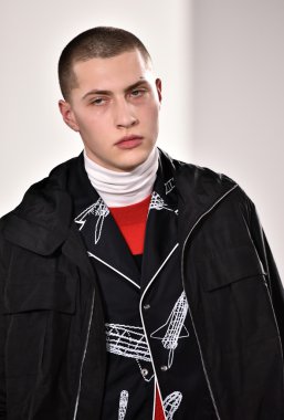 Tim Coppens defile