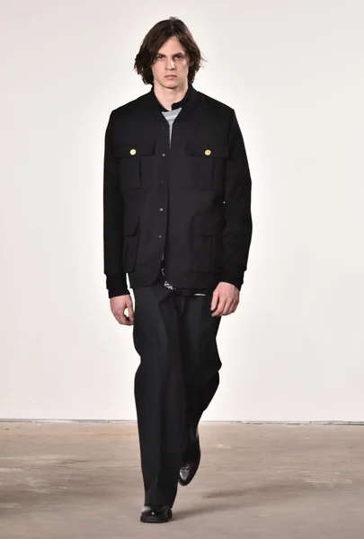 Tim Coppens sfilata — Foto Stock