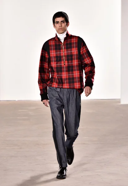 Tim Coppens modeshow — Stockfoto