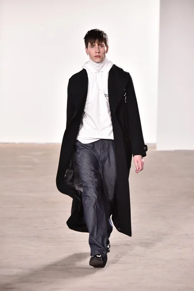 Tim Coppens defile — Stok fotoğraf