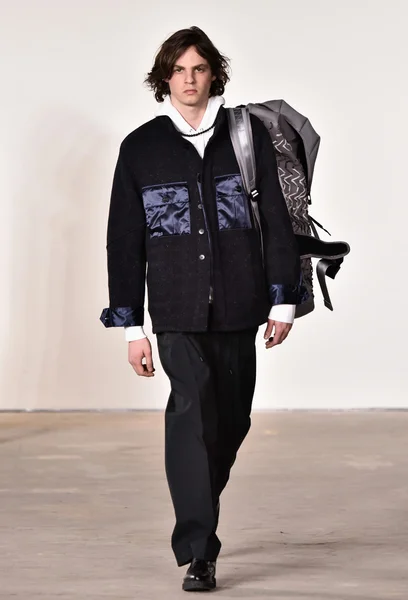 Tim Coppens fashion show — Stock Photo, Image