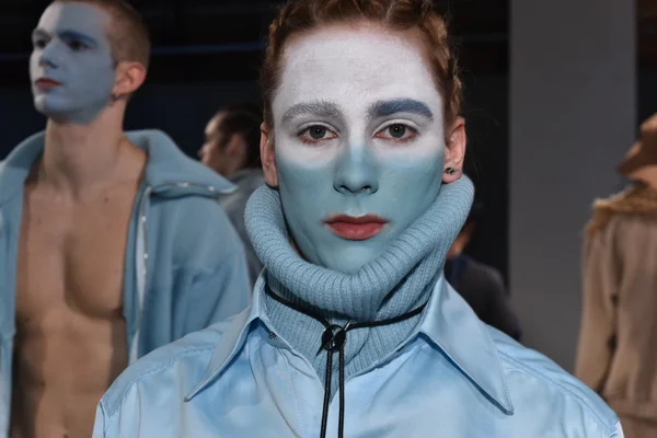 New york, ny - februar 03: models posieren bei der gypsy sport präsentation während der new york fashion week männer herbstwinter 2016 am 3. februar 2016 in nyc. — Stockbild Zigeunersport-Präsentation — Stockfoto