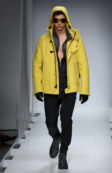 Nautica Men's Fall 2016 fashion show — стокове фото