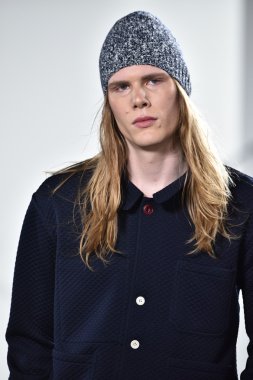 Palmiers du Mal defilesi