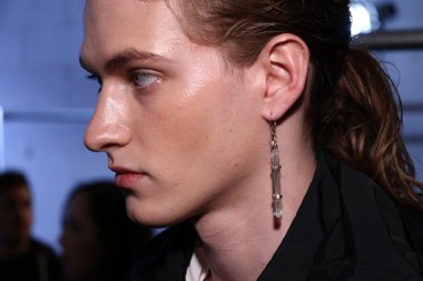 Siki Im gösterisi sırasında New York Moda Haftası