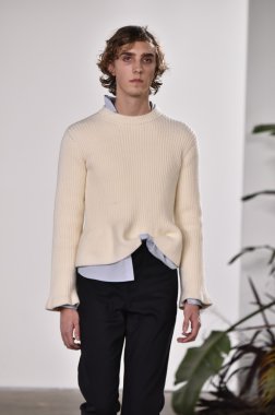 Orley gösterisi sırasında New York Moda Haftası