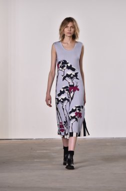 Orley gösterisi sırasında New York Moda Haftası