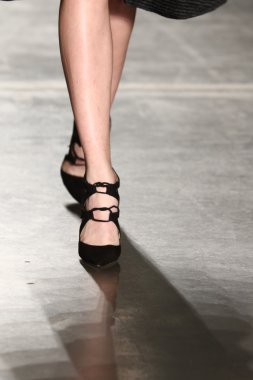 Pamella Roland defile