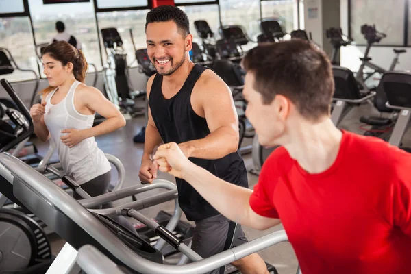 Men bumping their fists — Stock Photo, Image