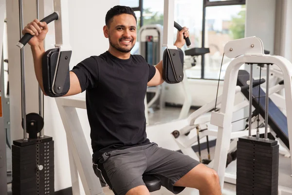 Man building some muscles — Stock Photo, Image