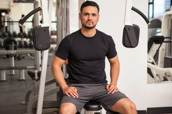 Athletic man taking a break — Stock Photo, Image