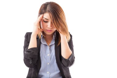  takım elbise onun tapınaklar dokunmadan