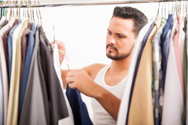  Sakal bekleyen bir adamla 